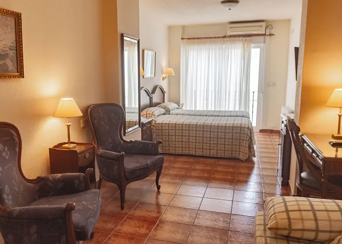 Hotel Tarbena فندق 2*
