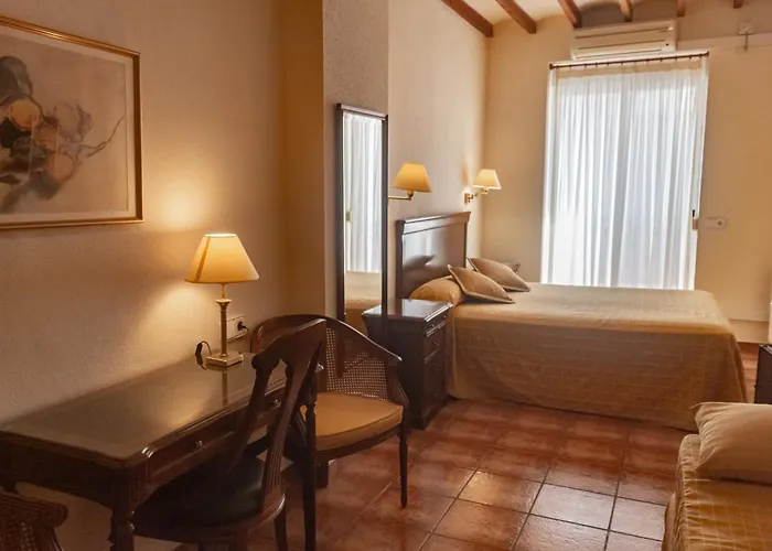 Hotel Tàrbena 2* Tárbena