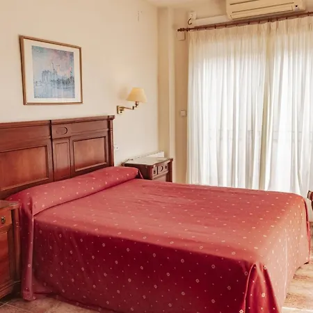 Hotel Tarbena 2*