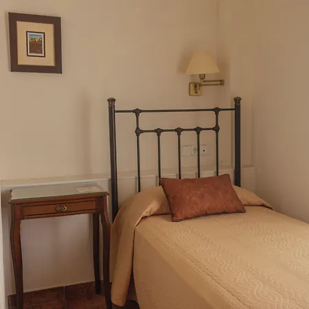 Hotel Tarbena Hotell 2*